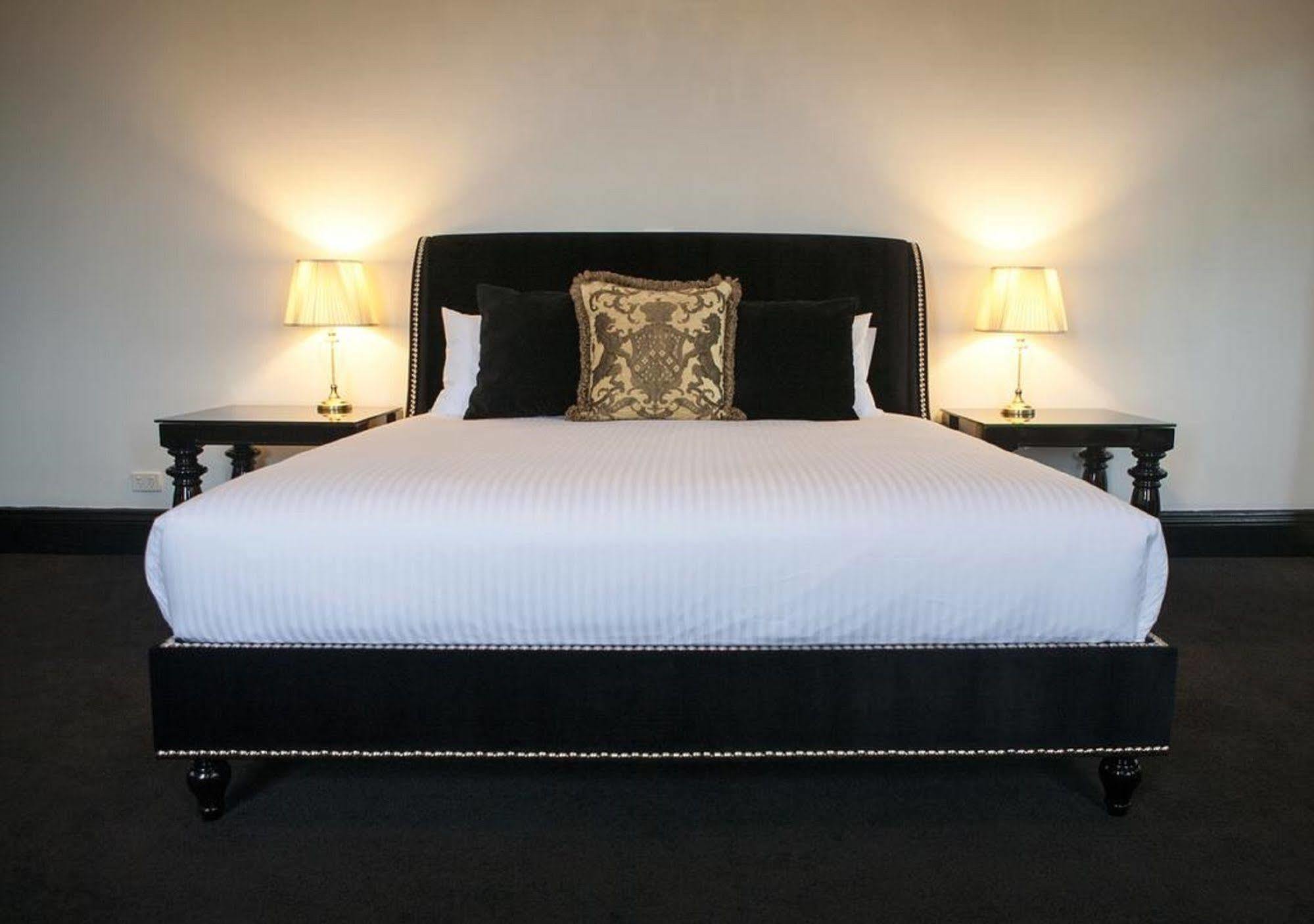 The Royal Hotel Mornington Extérieur photo